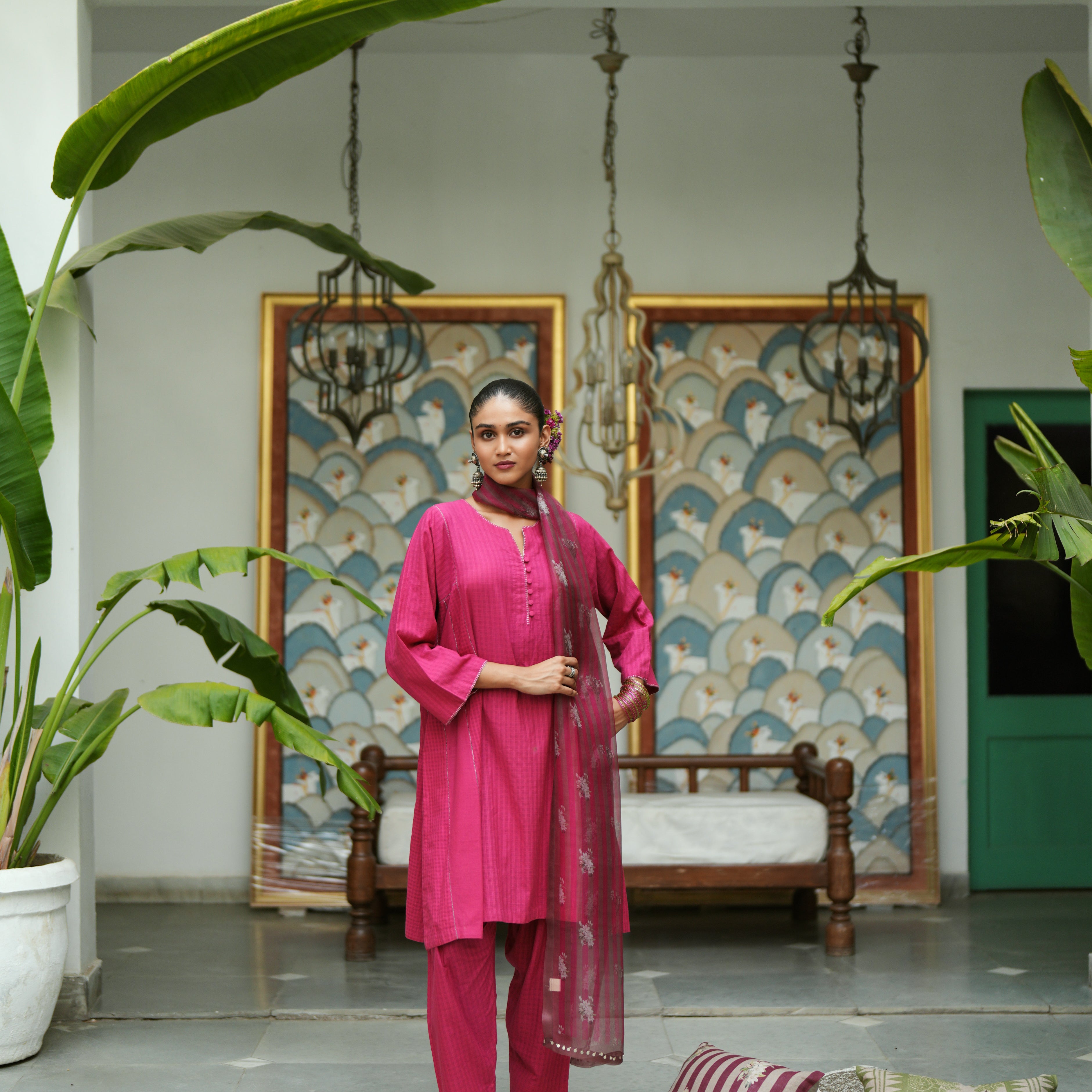 Anvaya Rani Pink Ensemble