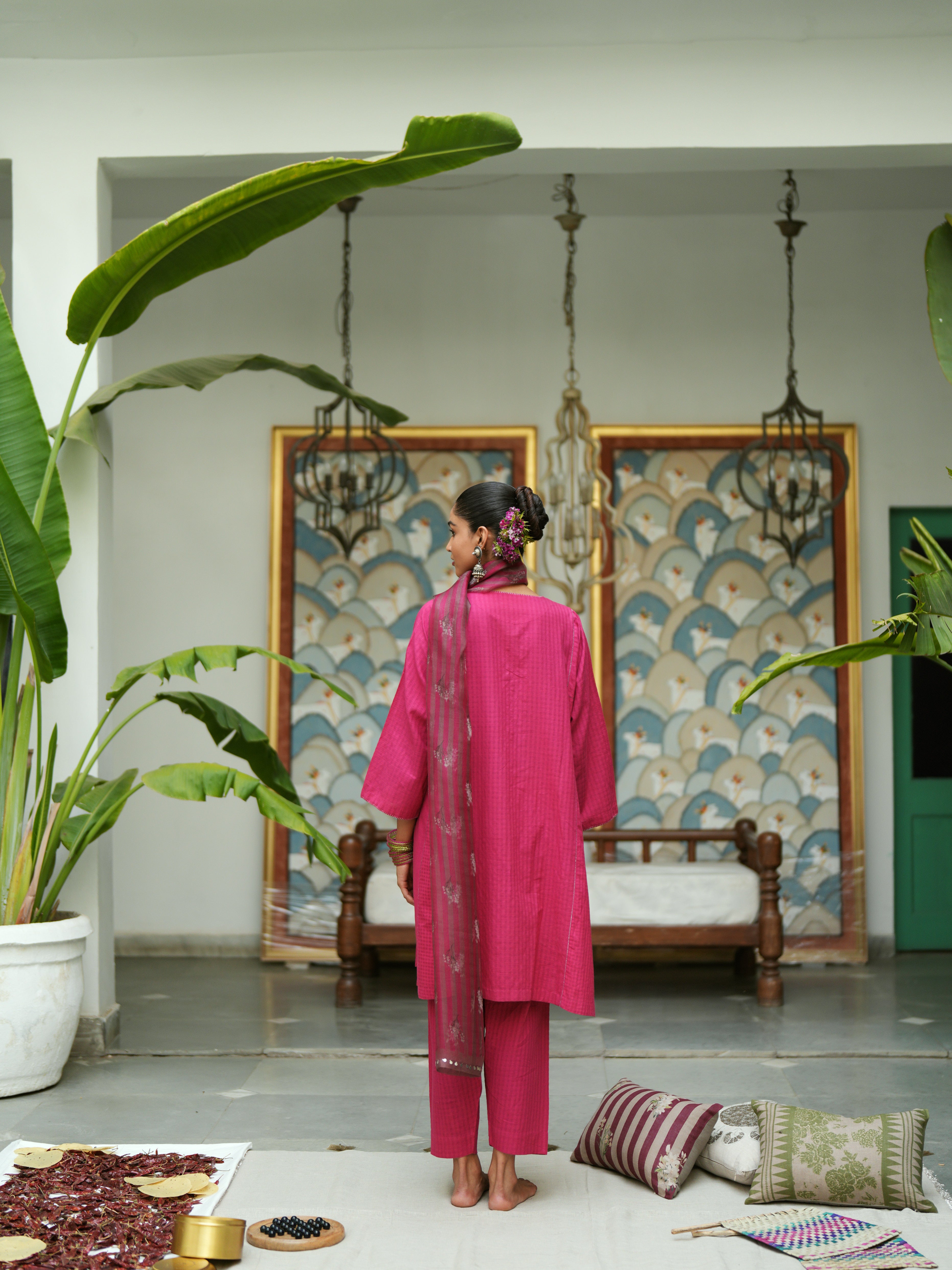 Anvaya Rani Pink Ensemble