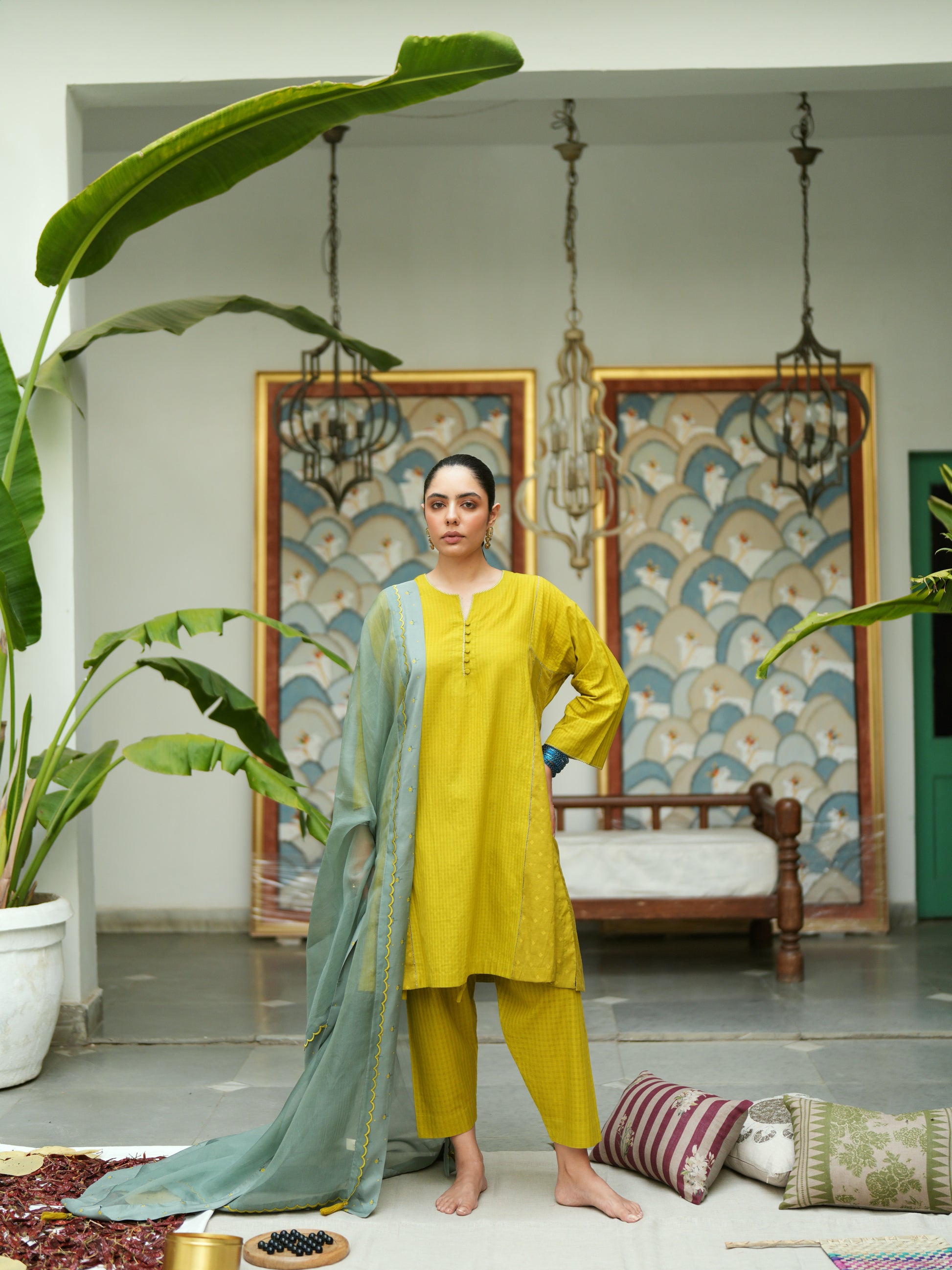 Anvaya Chartruese Ensemble