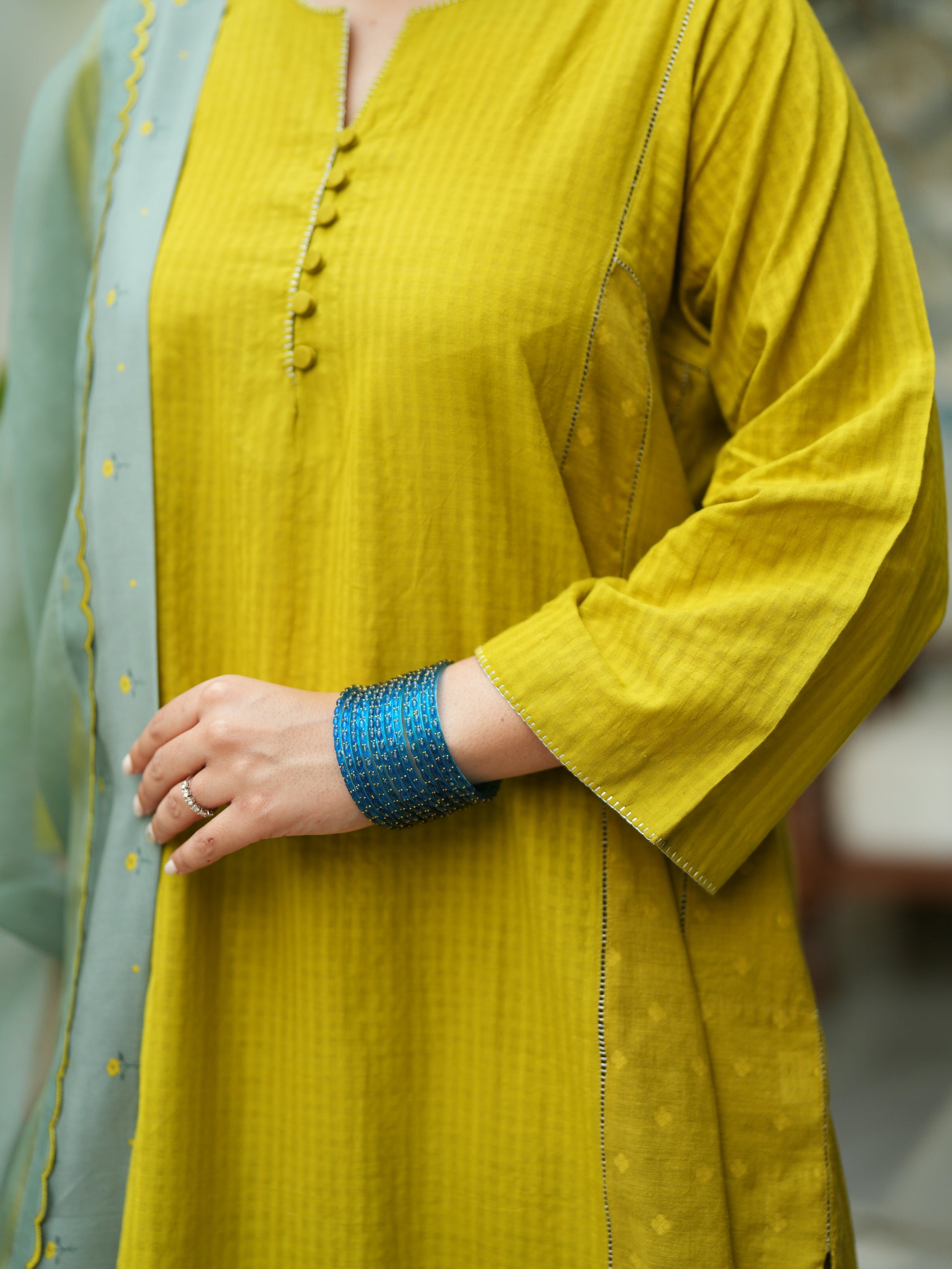 Anvaya Chartruese Ensemble